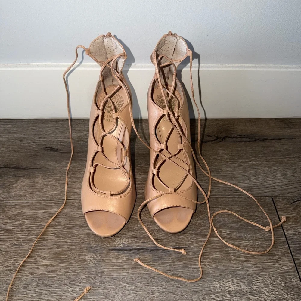 Vince Camuto Lace-Up Peep Toe Heels in Nude Size 8